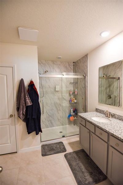 Furnished interior view inside a new home in Oak Leaf Preserve, New Smyrna Beach (Image 35). Furnished interior view inside a new home in Oak Leaf Preserve, New Smyrna Beach (Image 35).