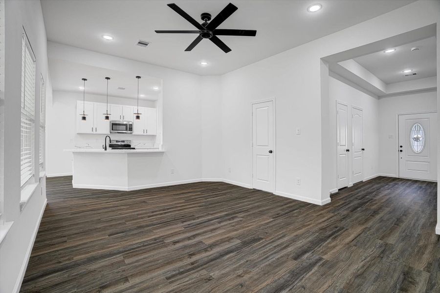 Spacious, unfurnished interior of a new home in , Kenefick (Image 32).
