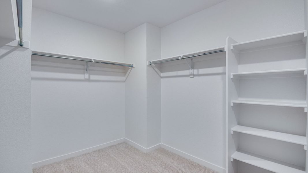 Spacious, unfurnished interior of a new home in Arcadia, Denver (Image 22).