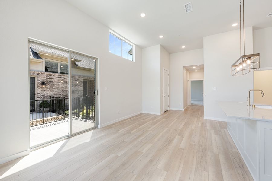 Spacious, unfurnished interior of a new home in Woodbridge Villas, Wylie (Image 25).