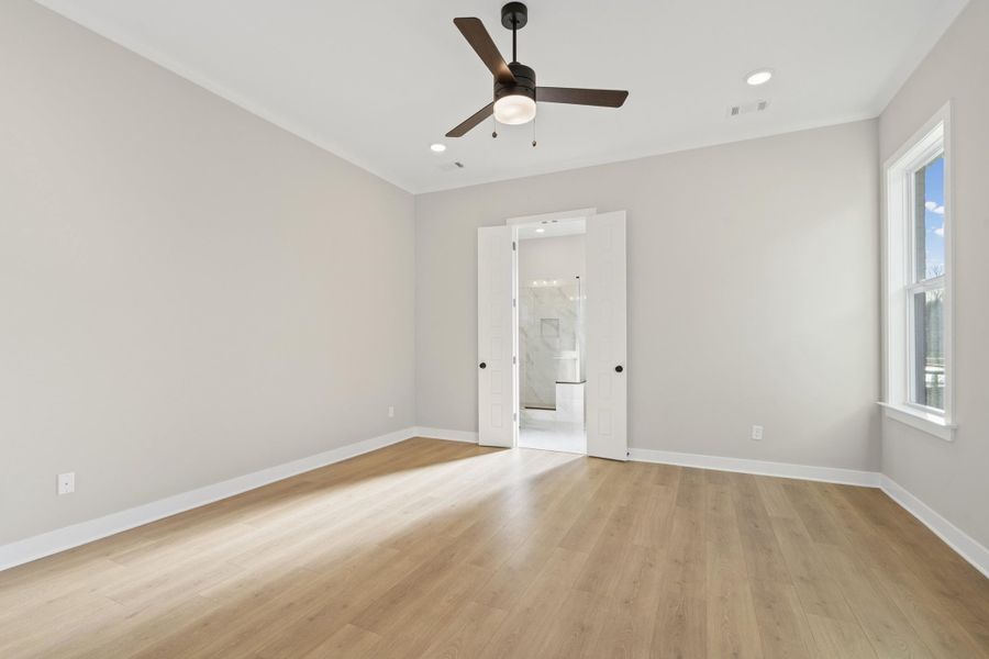 Spacious, unfurnished interior of a new home in Lockwood, Collierville (Image 18).