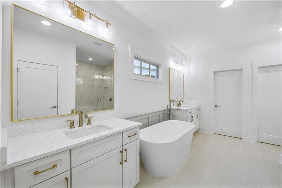 Furnished interior view inside a new home in Laurel View, Suwanee (Image 14).