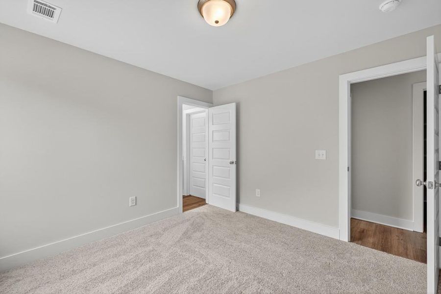 Spacious, unfurnished interior of a new home in , Statham (Image 14).