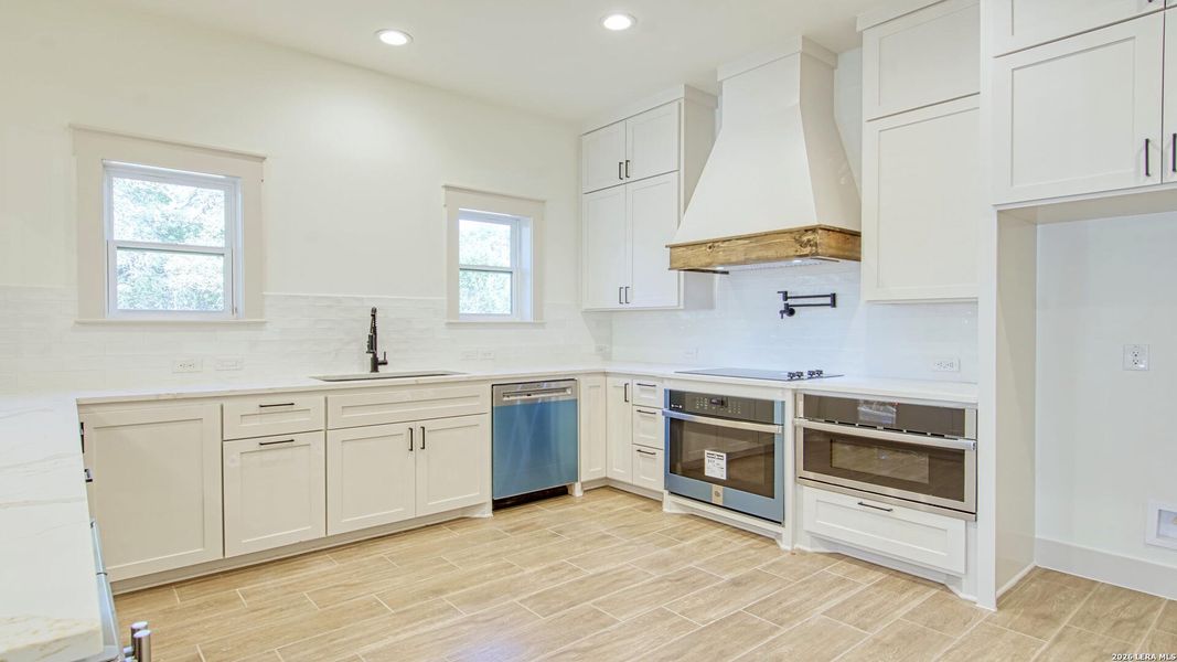 Furnished interior view inside a new home in , Spring Branch (Image 9).