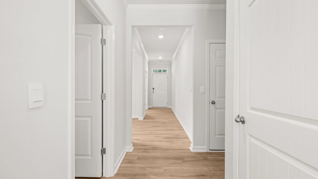 Representative unfurnished interior of a home built from the Hanover by D.R. Horton in Northwoods at Mirror Lake, Villa Rica (Image 17).
