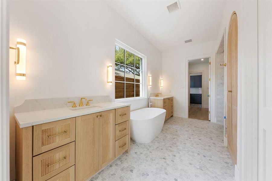 Furnished interior view inside a new home in , Dallas (Image 4).