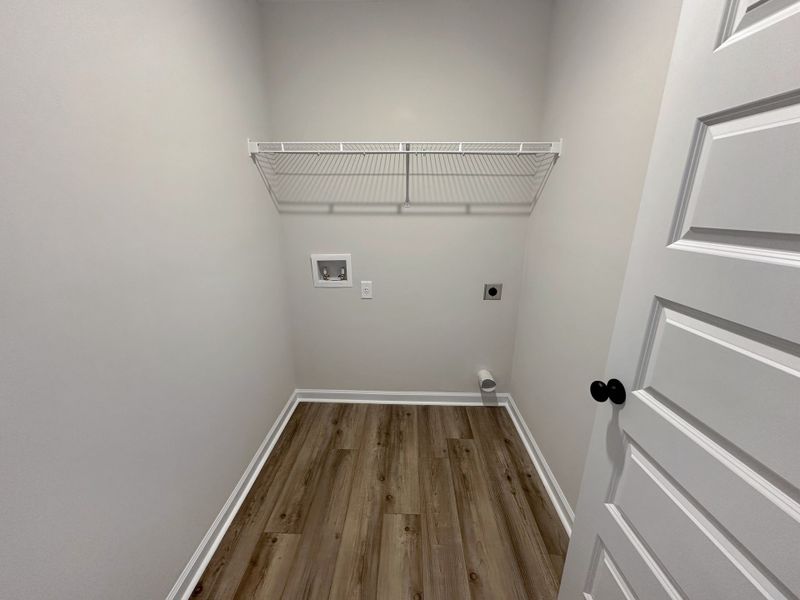 Spacious, unfurnished interior of a new home in Grand Reserve, Hinesville (Image 17).