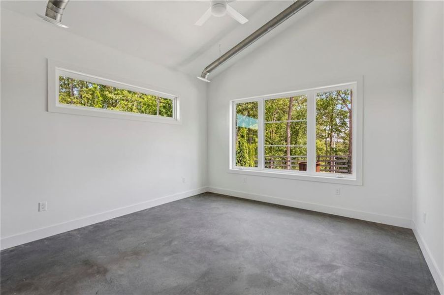 Spacious, unfurnished interior of a new home in , Marietta (Image 33).