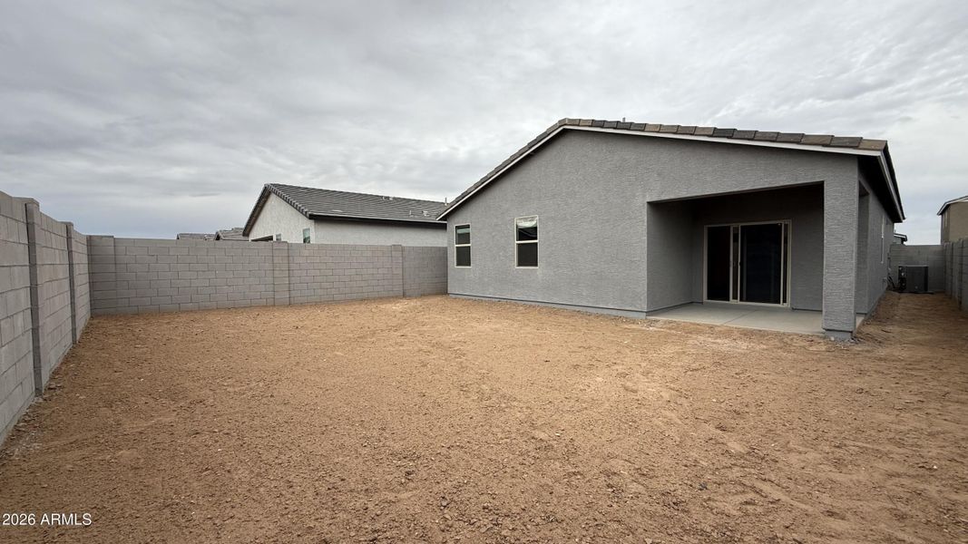 021 - Large Backyard