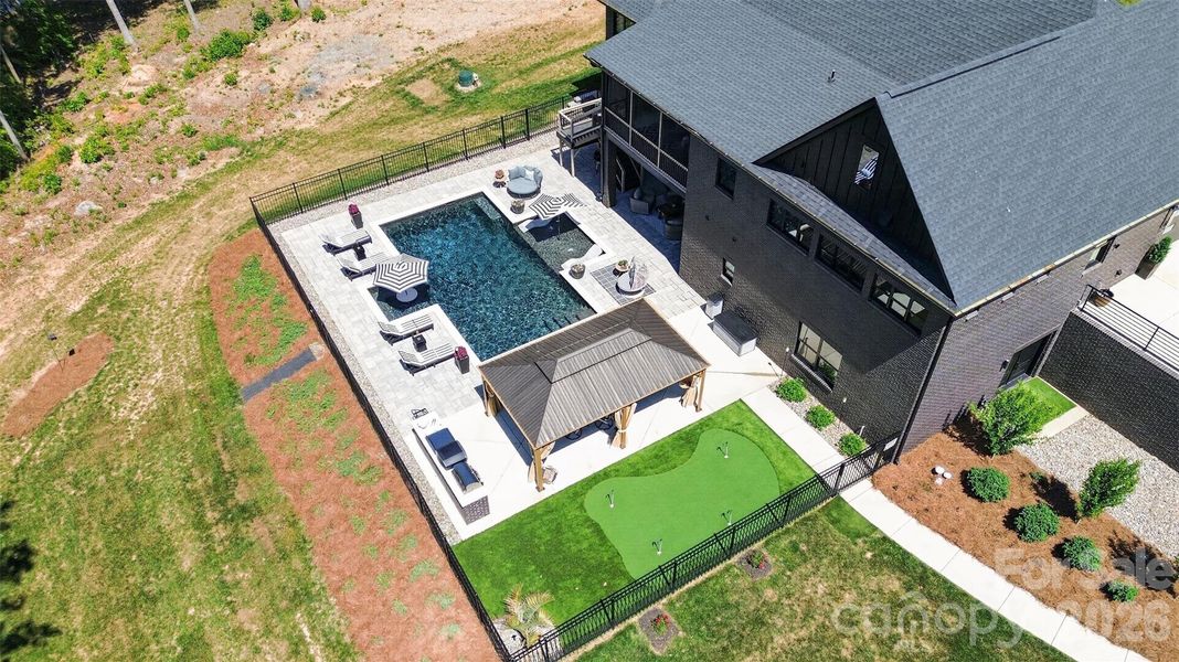 Image 38 of a home in .