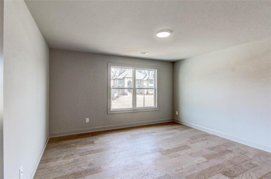 Spacious, unfurnished interior of a new home in , Conyers (Image 16).