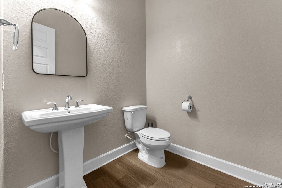 Image 16 of a home in . Image 16 of a home in .