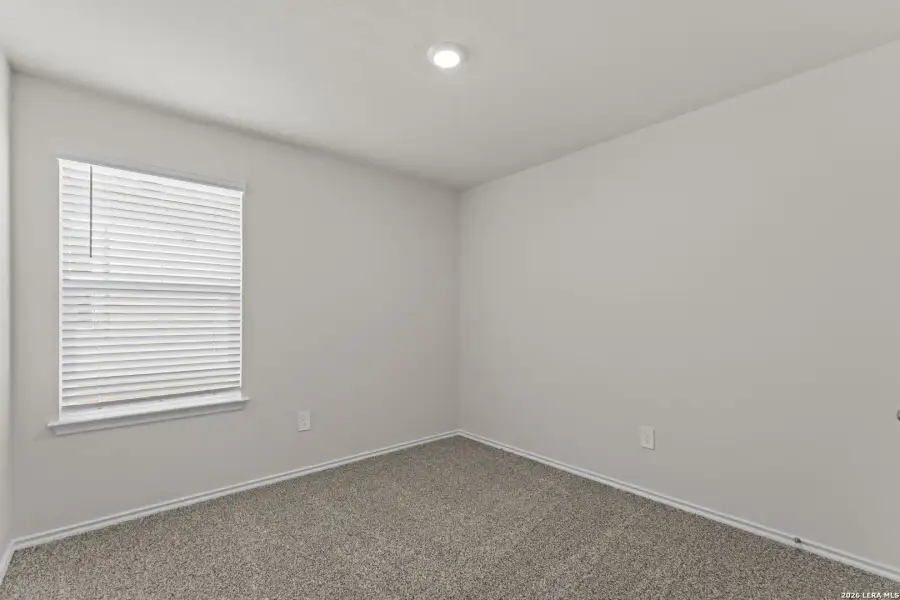 Spacious, unfurnished interior of a new home in Laurel Vistas, San Antonio (Image 11). Spacious, unfurnished interior of a new home in Laurel Vistas, San Antonio (Image 11).