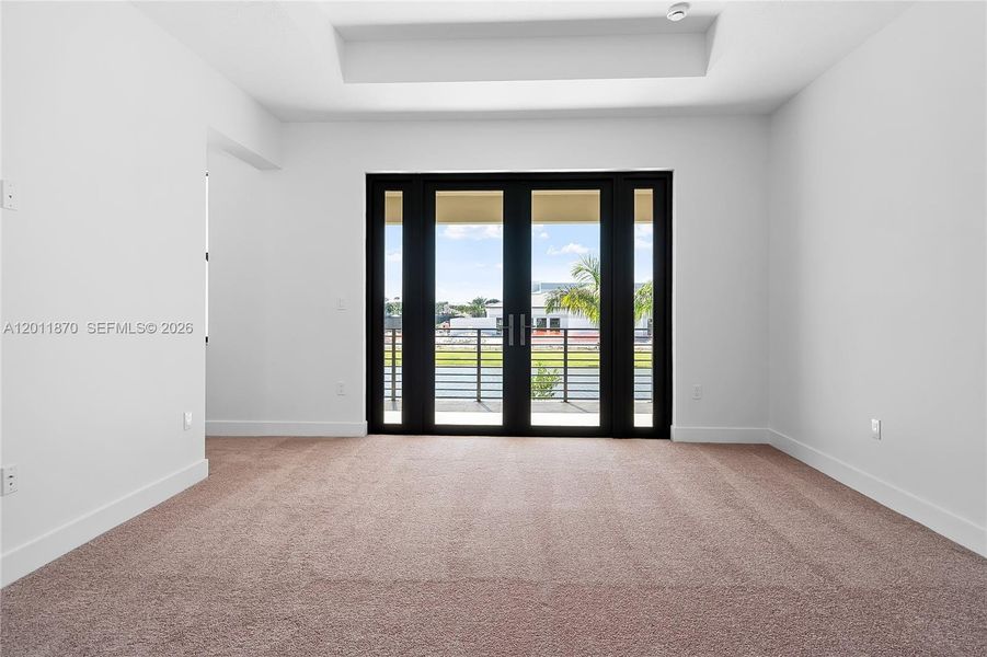 Spacious, unfurnished interior of a new home in , Boca Raton (Image 27).