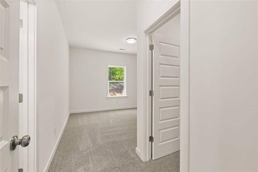Spacious, unfurnished interior of a new home in , Gainesville (Image 63).