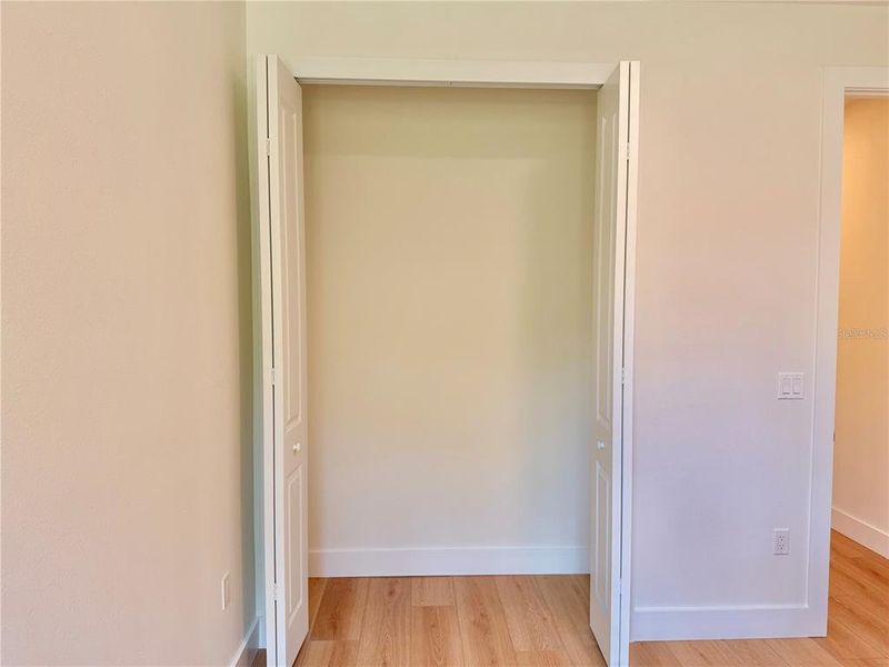 Spacious, unfurnished interior of a new home in , Port Charlotte (Image 54).
