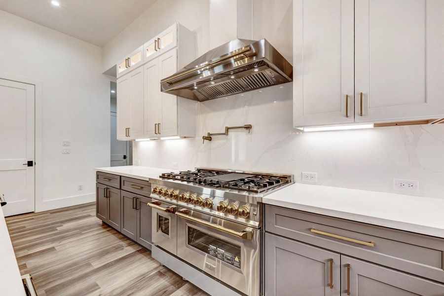 Furnished interior view inside a new home in , Magnolia (Image 5).