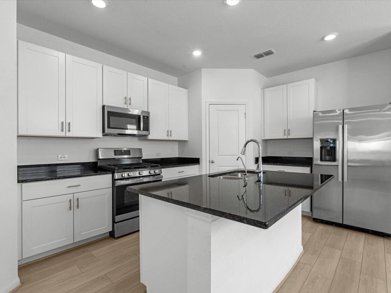 Stainless steel appliances offers a sleek and modern look Stainless steel appliances offers a sleek and modern look