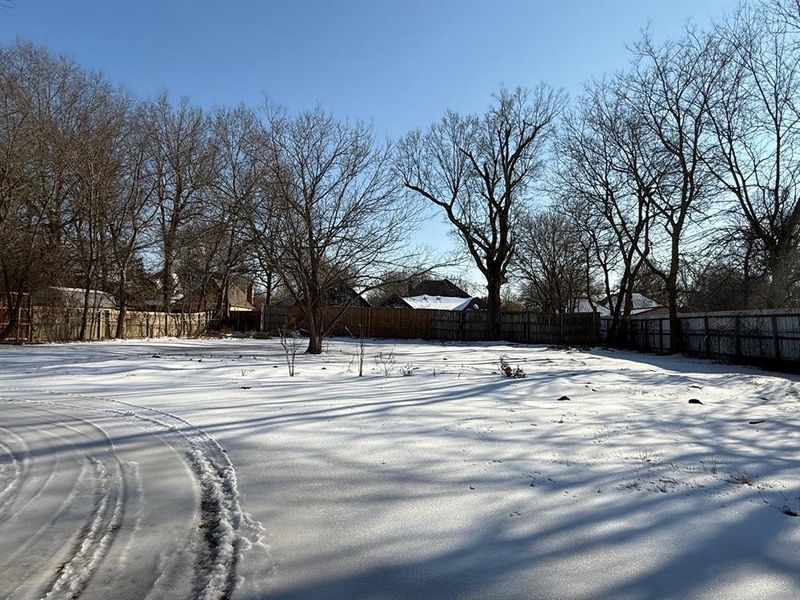 Image 10 of a home in .