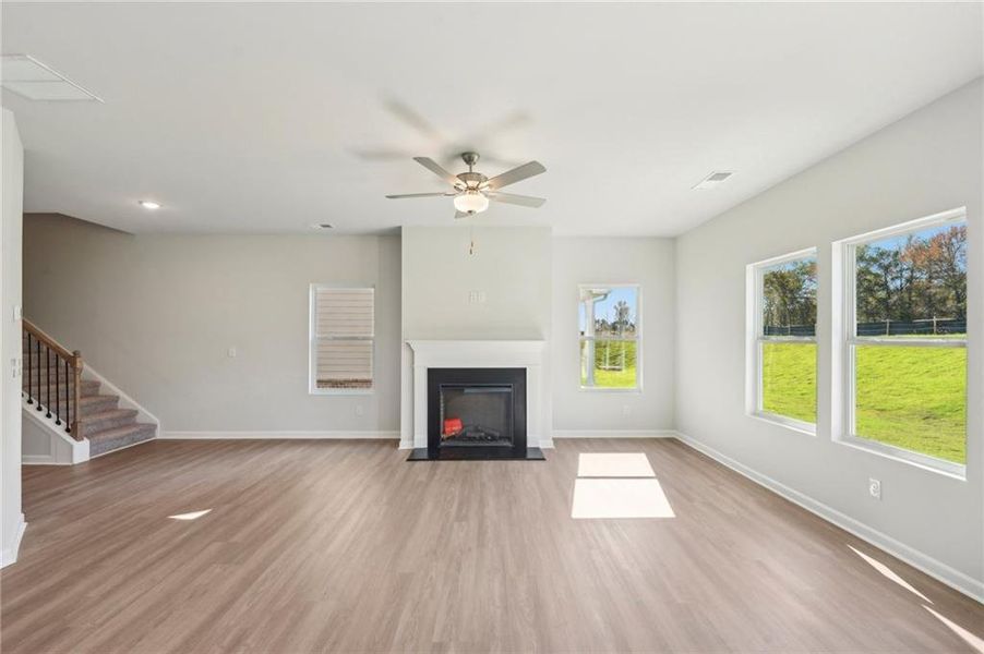 Spacious, unfurnished interior of a new home in Neely Farm, Covington (Image 25).