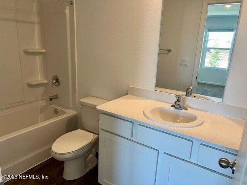 Furnished interior view inside a new home in Corsair, Middleburg (Image 30).