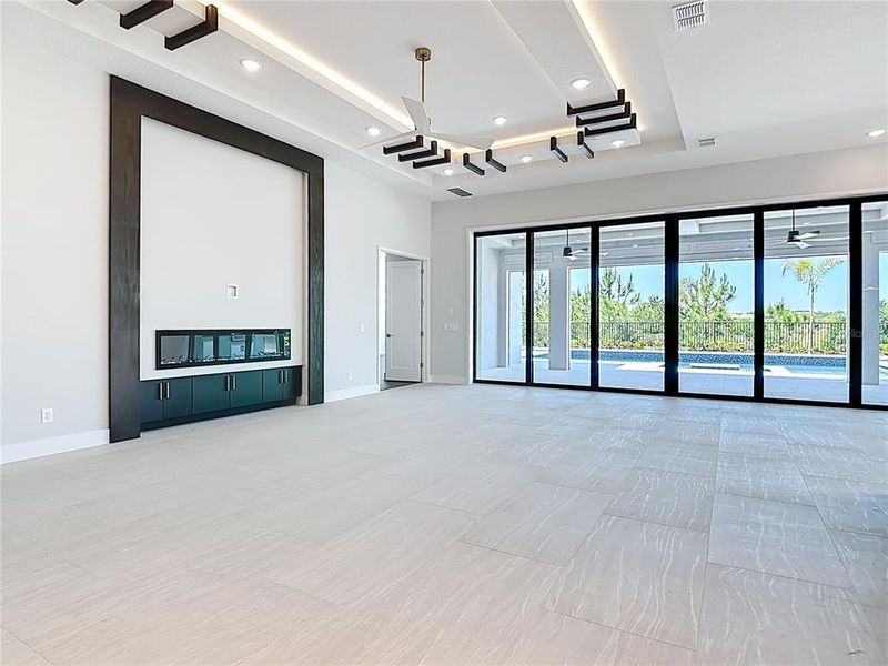 Spacious, unfurnished interior of a new home in , Kissimmee (Image 18).