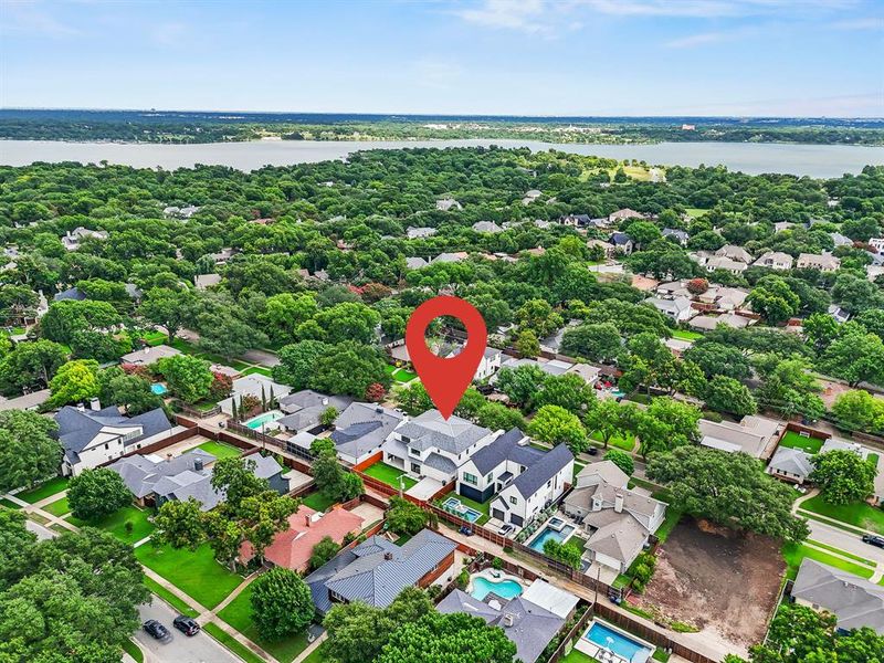 Image 32 of a home in . Image 32 of a home in .