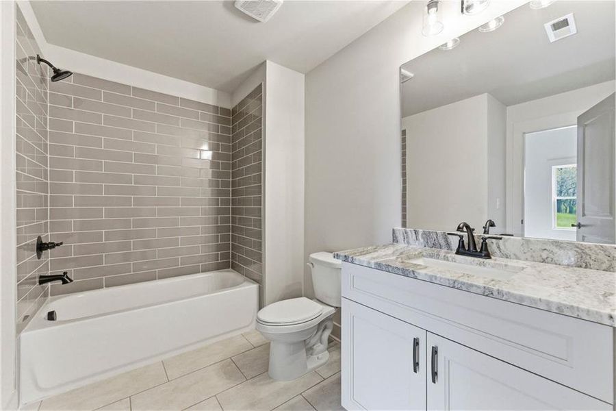Furnished interior view inside a new home in Steeplechase, Hoschton (Image 12).