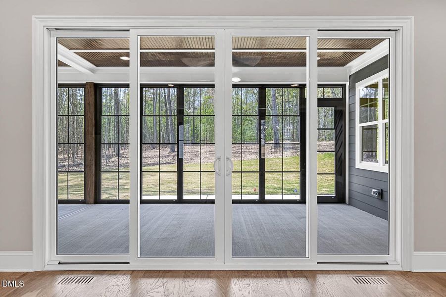 1616 River Bend Ln interior-1