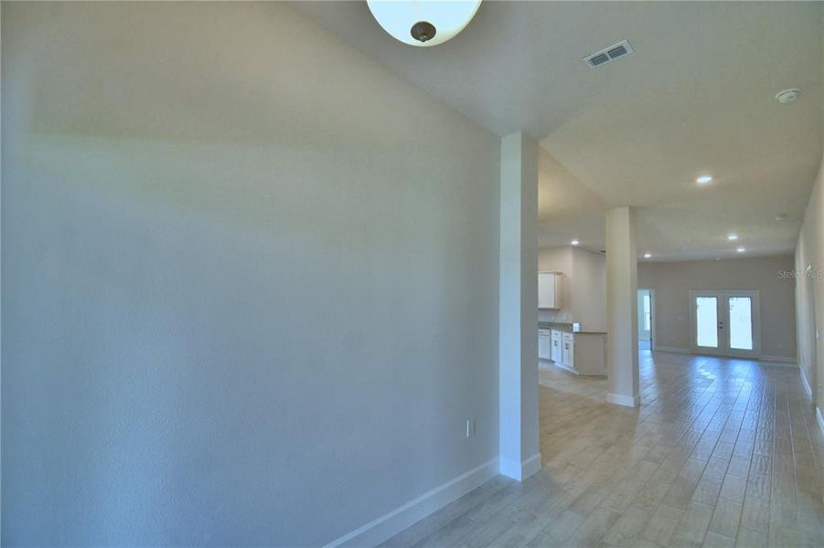 Spacious, unfurnished interior of a new home in Lake Juliana Estates, Auburndale (Image 30). Spacious, unfurnished interior of a new home in Lake Juliana Estates, Auburndale (Image 30).