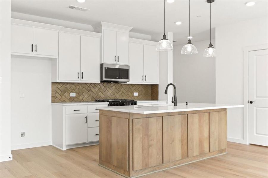 010-2863ConcordDrive-Wylie-TX-75098-Kitchen.jpg-SMALL