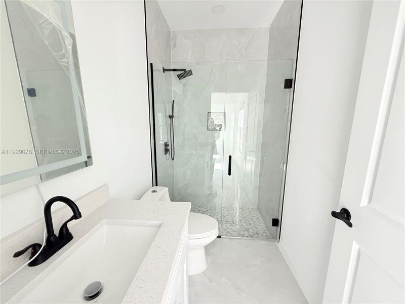 Furnished interior view inside a new home in , Punta Gorda (Image 6).