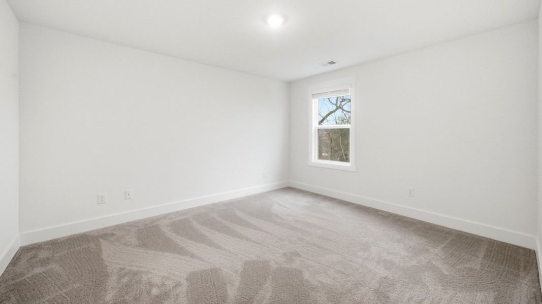 Spacious, unfurnished interior of a new home in Keebler Meadows, Johnson City (Image 21).