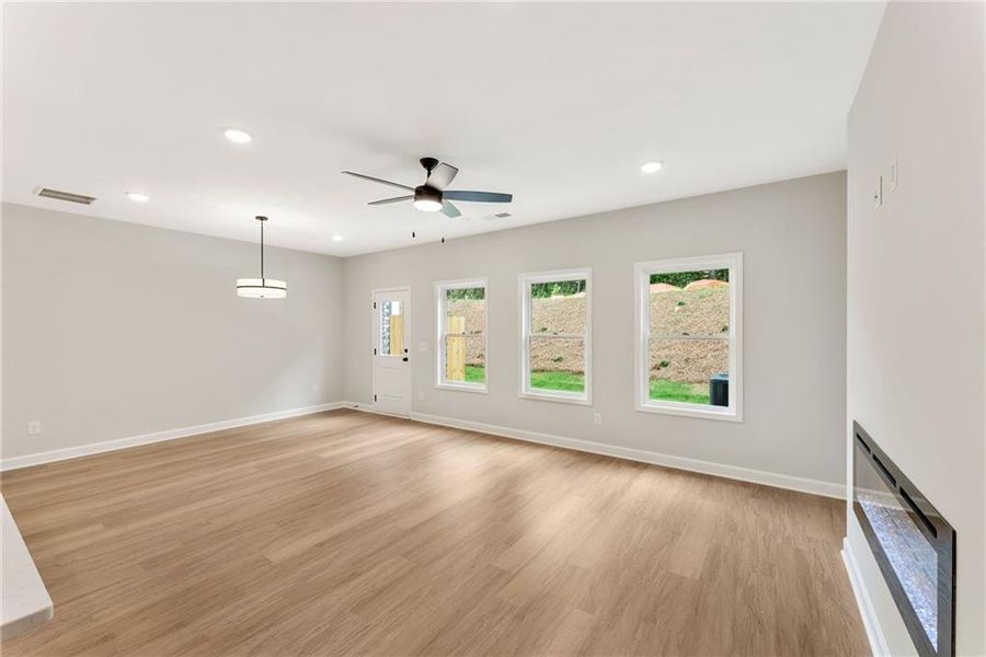 Spacious, unfurnished interior of a new home in Wildwood Place, Powder Springs (Image 9). Spacious, unfurnished interior of a new home in Wildwood Place, Powder Springs (Image 9).