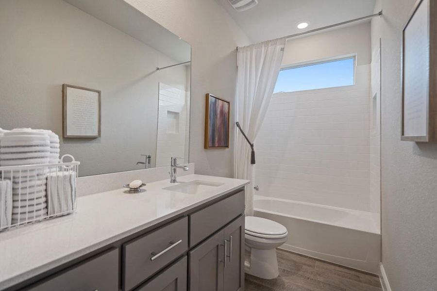 Furnished interior view inside a new home in Bluestem, Rhome (Image 16).