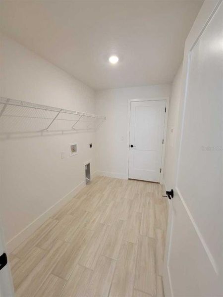 Spacious, unfurnished interior of a new home in Ocala Waterway / Kingsland Country Estates, Ocala (Image 25).