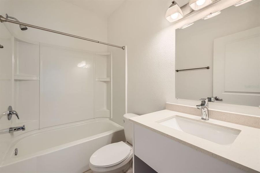 Furnished interior view inside a new home in , Orlando (Image 7).