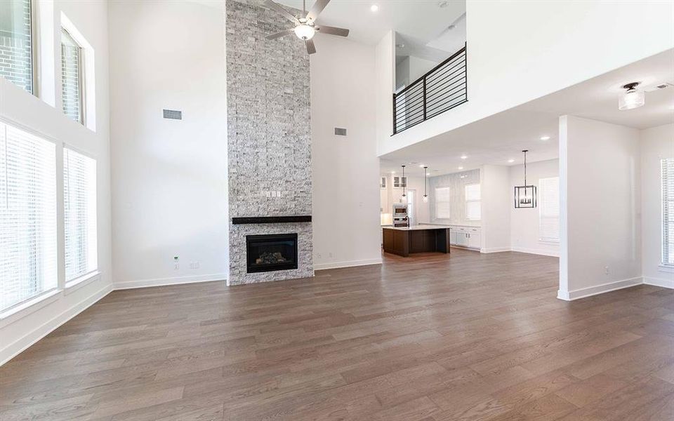 Spacious, unfurnished interior of a new home in Solterra, Mesquite (Image 16). Spacious, unfurnished interior of a new home in Solterra, Mesquite (Image 16).