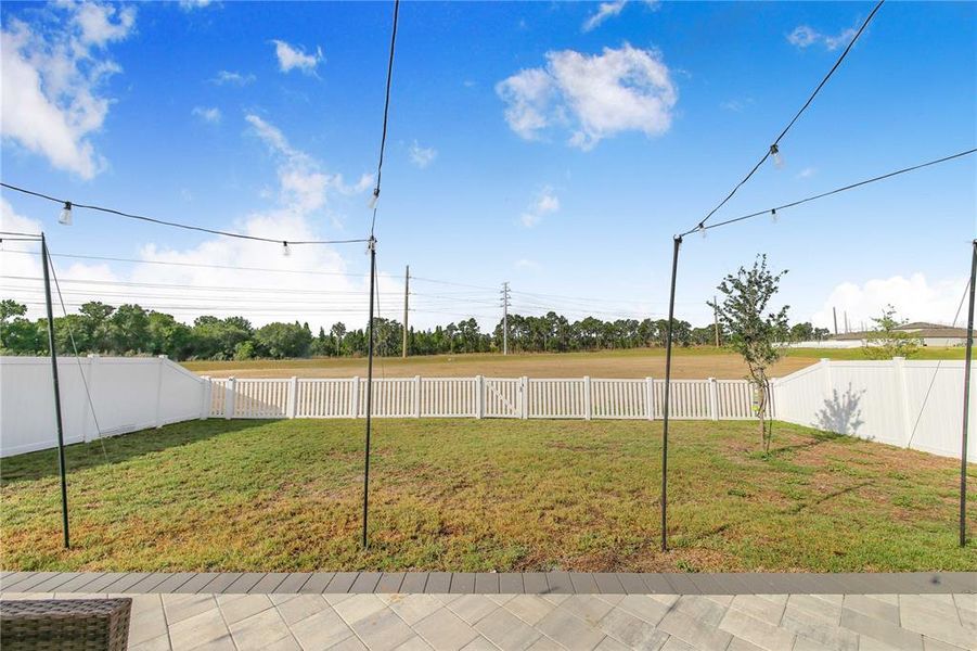 Community amenities in Wind Meadows South, Bartow (Image 38).
