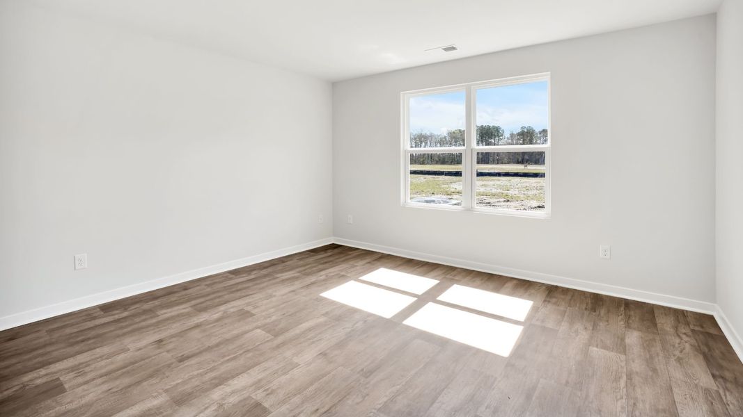Spacious, unfurnished interior of a new home in Lockwood Landing, Supply (Image 20).