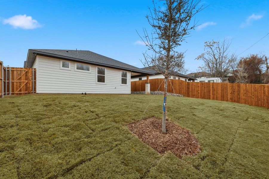 Exterior details and patio area of a home in , Fort Worth (Image 25).