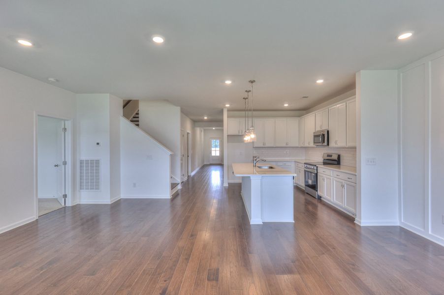 *Photo of example home. Selections & Finishes May Vary.