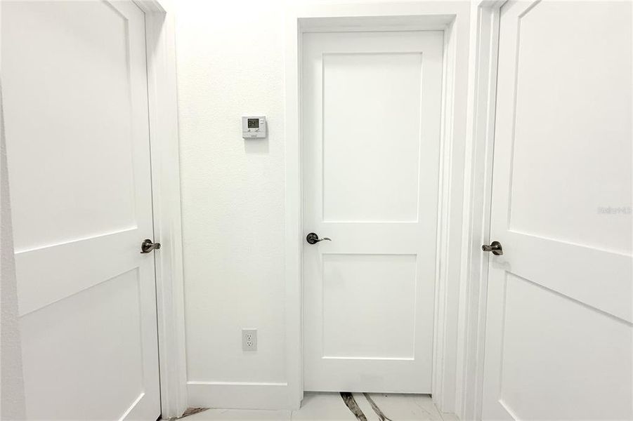 Spacious, unfurnished interior of a new home in , Tampa (Image 29).