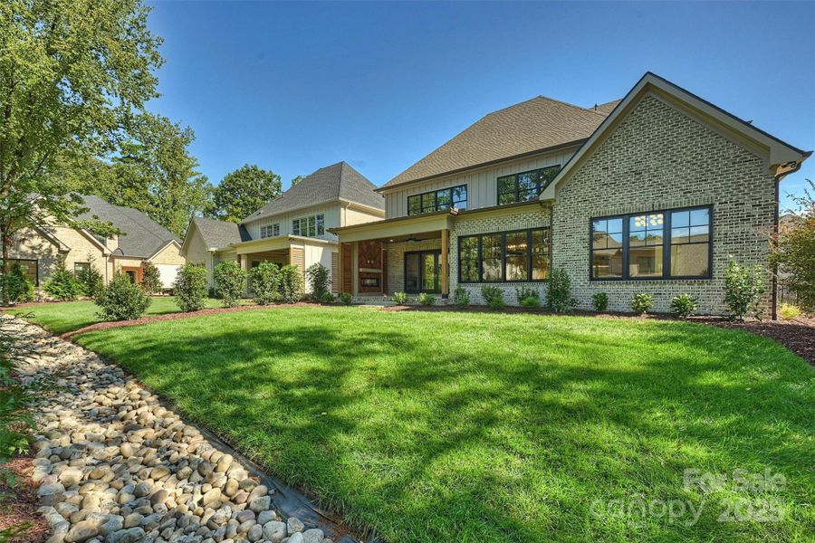 Exterior details and patio area of a home in , Charlotte (Image 26).