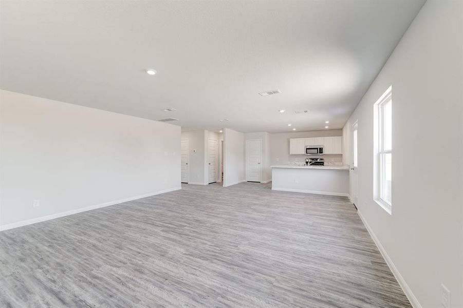 Spacious, unfurnished interior of a new home in Cresson Estates, Cresson (Image 32).