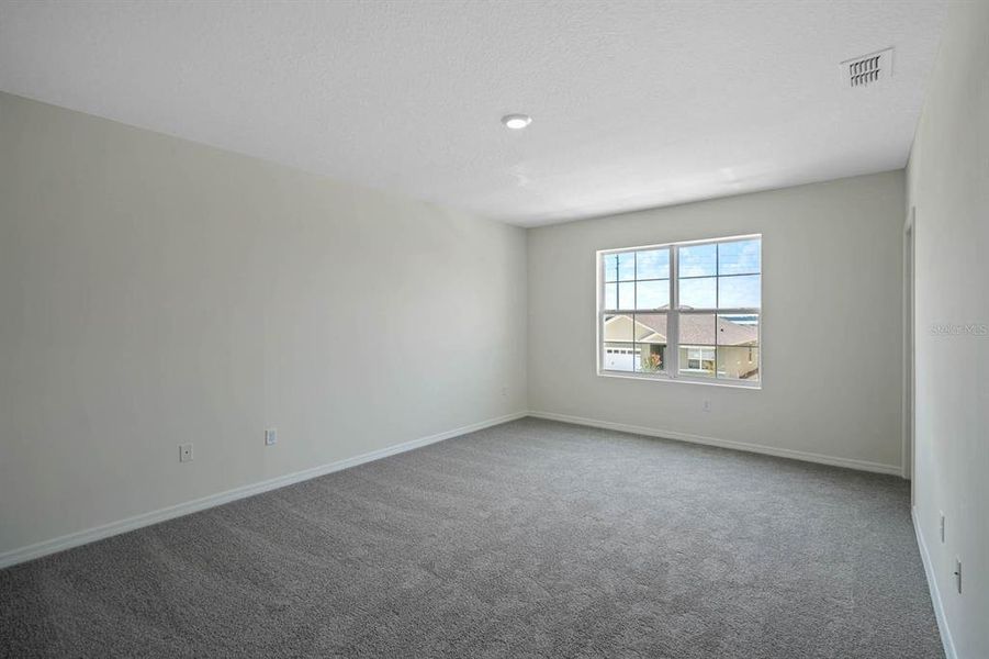 Spacious, unfurnished interior of a new home in Timberwalk, Mount Dora (Image 19). Spacious, unfurnished interior of a new home in Timberwalk, Mount Dora (Image 19).