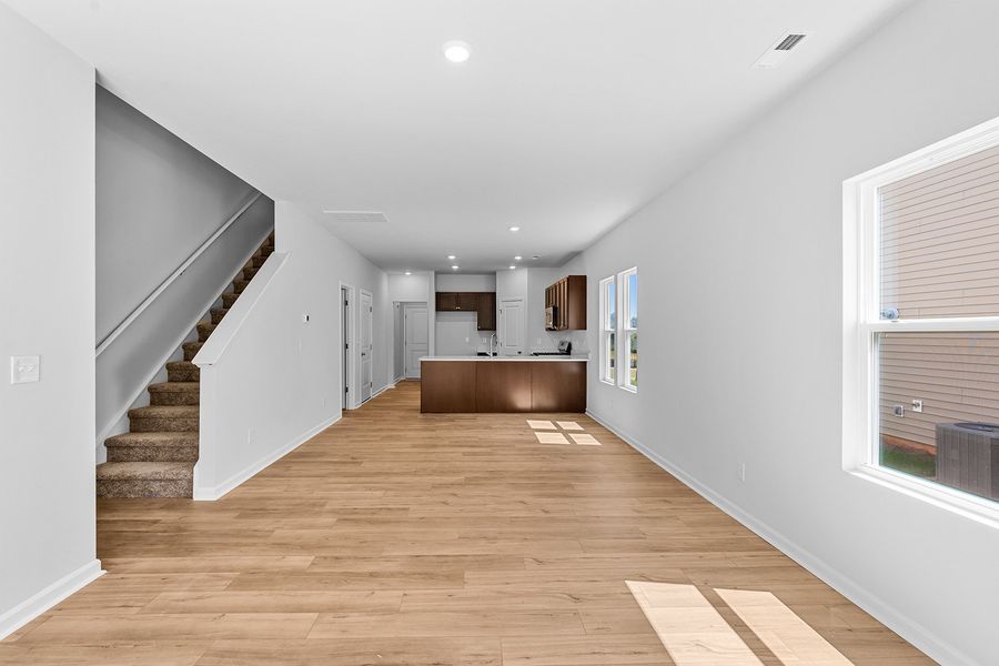 Spacious, unfurnished interior of a new home in Hanes Lake, Winston-Salem (Image 22). Spacious, unfurnished interior of a new home in Hanes Lake, Winston-Salem (Image 22).