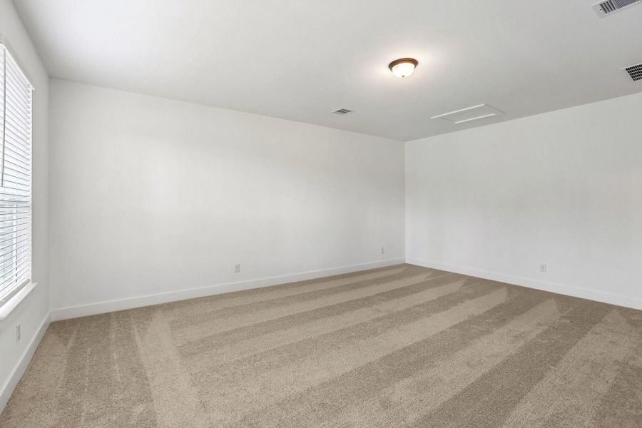 Spacious, unfurnished interior of a new home in The Highlands, Porter (Image 17).