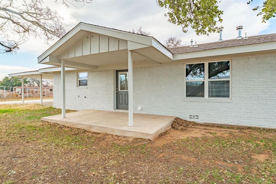 Exterior details and patio area of a home in , Graham (Image 18).