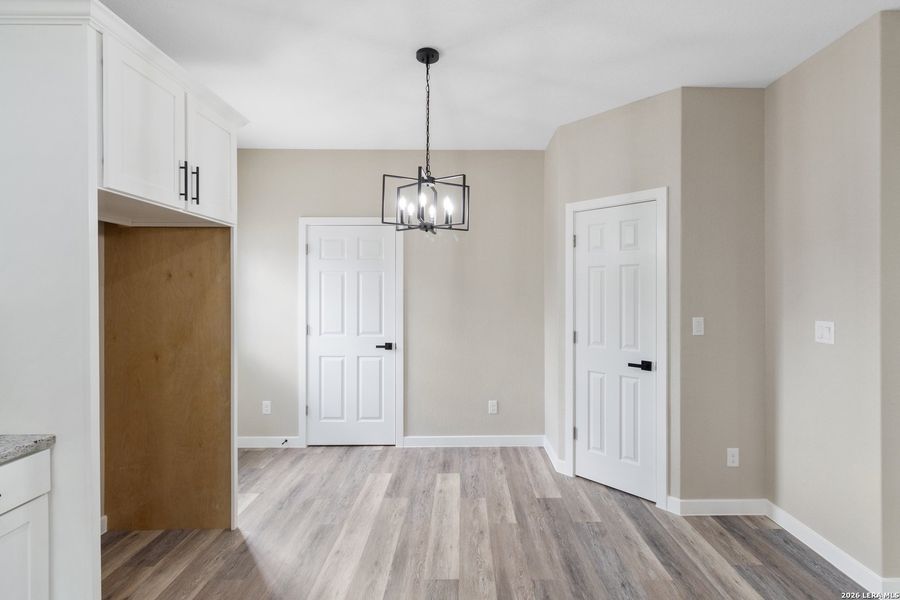 Spacious, unfurnished interior of a new home in , San Antonio (Image 22).